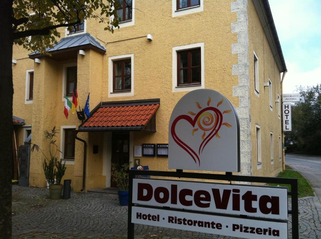 Hotel Dolce Vita Grafelfing מראה חיצוני תמונה